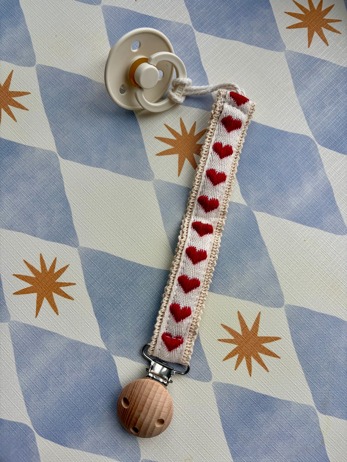 Embroidered Dummy Clip Sweetheart