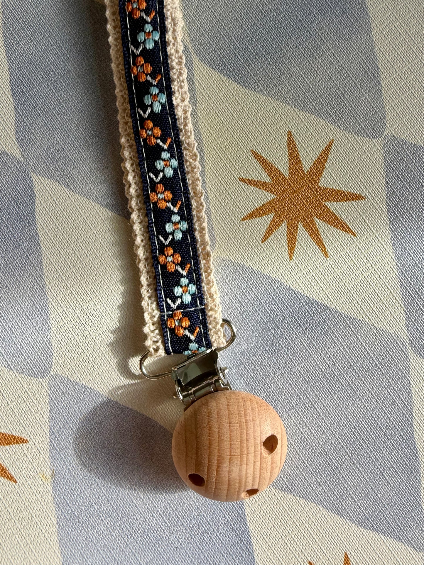 Embroidered Dummy Clip Wild Flower Blue