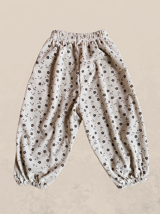 Oakley Trousers Cream Floral