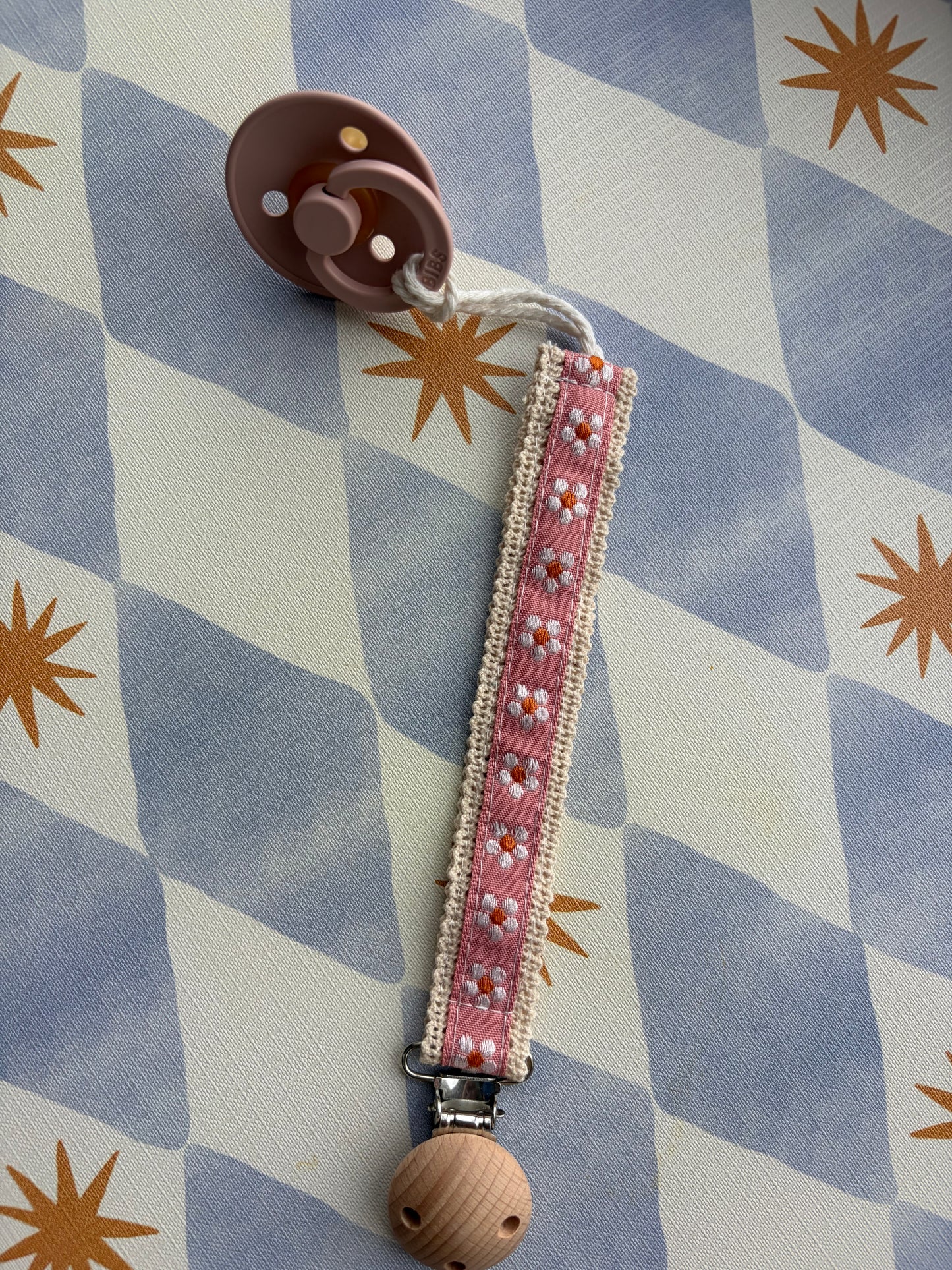 Embroidered Dummy Clips